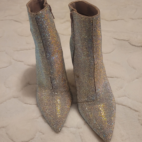 Gianni Bini diamond boots! - Picture 3 of 5